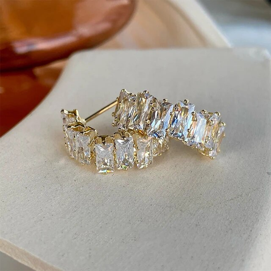 Créoles en zirconium blanc raffinées et élégantes