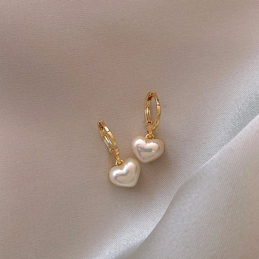 Boucles d'oreilles en perles enchanteresses en forme de cœur