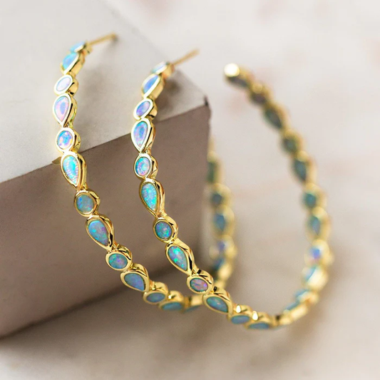 Élégantes Boucles d'Oreilles Vintage en Opale et Or Éclatant