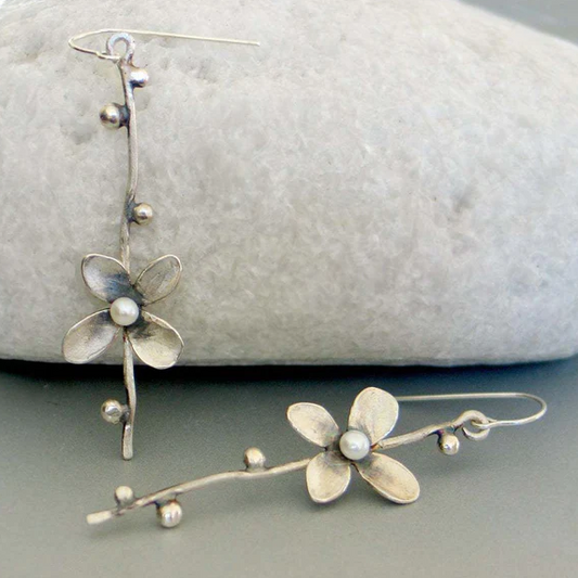 Boucles d'oreilles florales en argent scintillant