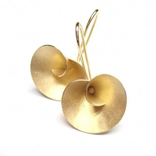 Boucles d'oreilles vintage éclatantes aux délicates fleurs dorées