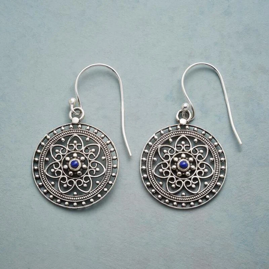 Boucles d'oreilles Mandala Vintage avec Éblouissante Pierre Bleue