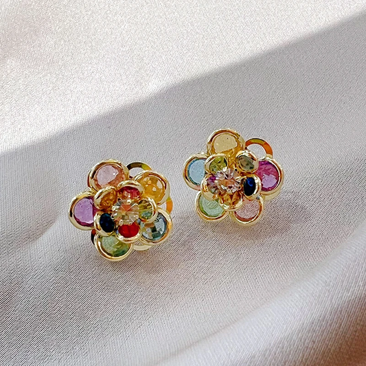 Boucles d'oreilles raffinées en fleurs de cristal aux couleurs éclatantes