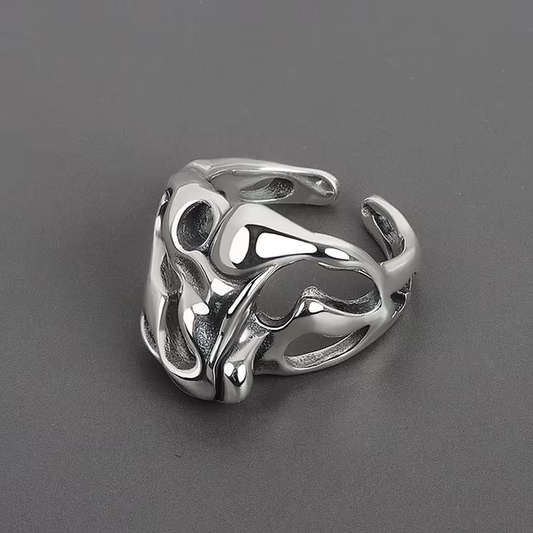 Bague en argent plaqué au design unique et irrégulier