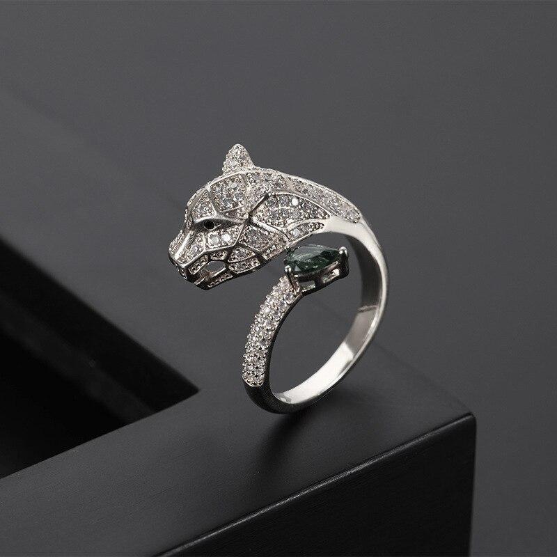 Bague Ajustable au Design Léopard avec Éclat en Zircone Complète